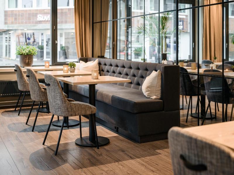 Quality Hotel Grand Tromsø - image 27