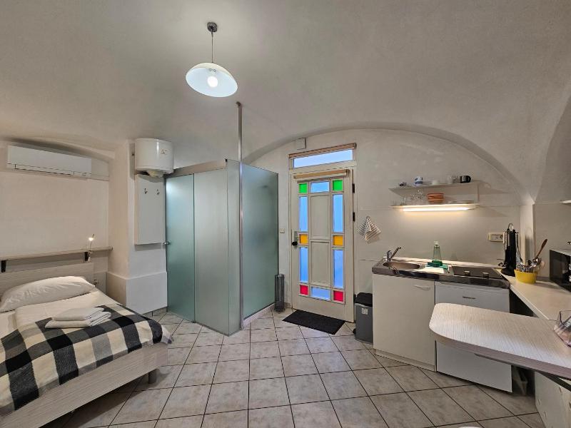 Tiny central studio apartment Nika Ljubljana - image 1