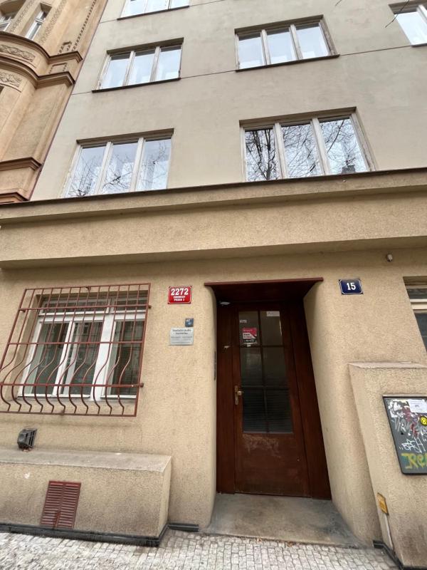 Cozy Flat in Prague - image 1