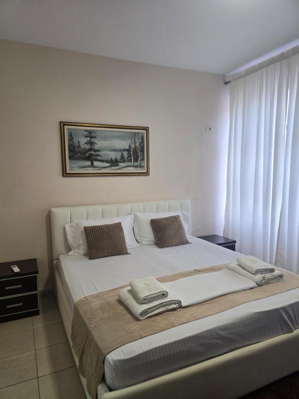 Raphael Apartment Old Bazaar Residence - image 8