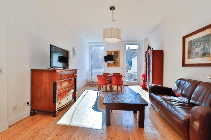 Riverside Apartments - image 30
