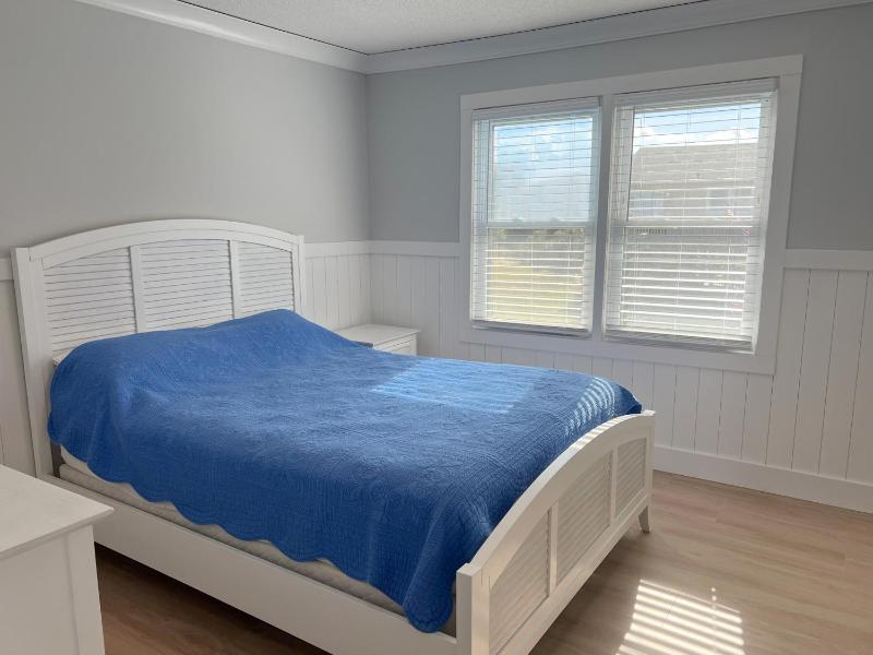 South Nags Head 419 - image 9