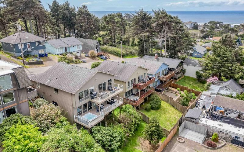 Moonlit Beach House - image 49