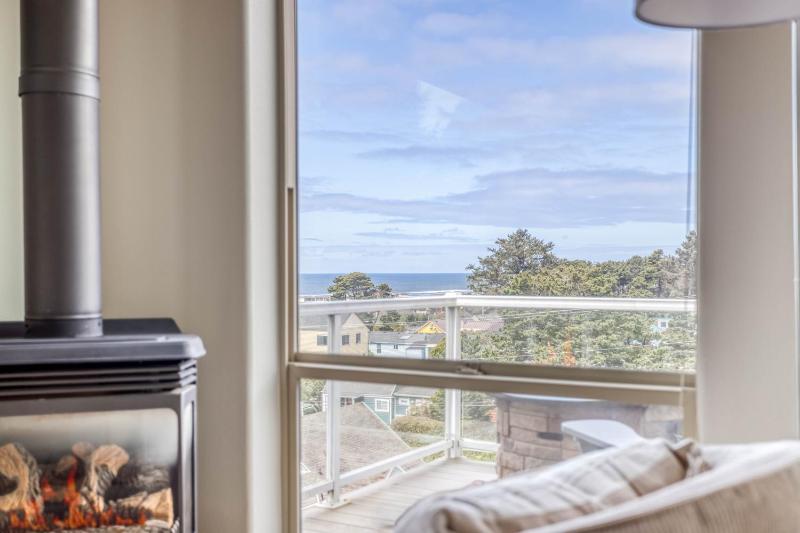 Moonlit Beach House - image 23