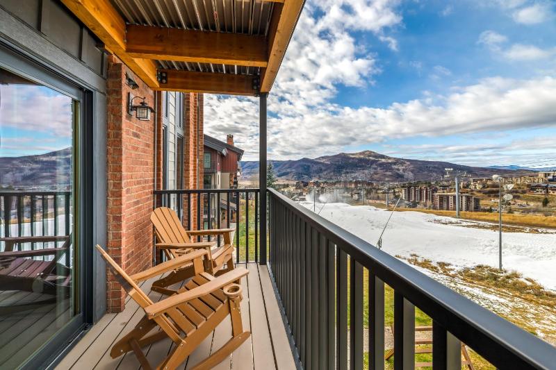 Bear Claw 203 - True Ski-in Ski-out Access Slope Views & Winter Shuttle! - image 19