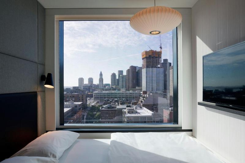 citizenM Boston North Station - image 14