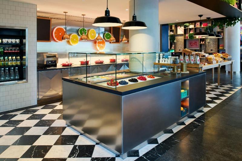 citizenM Boston Back Bay - image 11