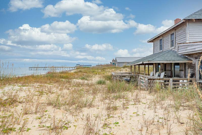 The Roaring 20's - KDH MP 6 Historic Oceanfront Cottage Sunrise Views Pets OK Flex Stays - image 1