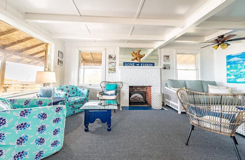 The Roaring 20's - KDH MP 6 Historic Oceanfront Cottage Sunrise Views Pets OK Flex Stays - image 44