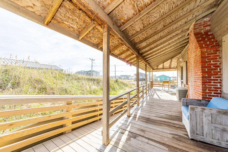 The Roaring 20's - KDH MP 6 Historic Oceanfront Cottage Sunrise Views Pets OK Flex Stays - image 30