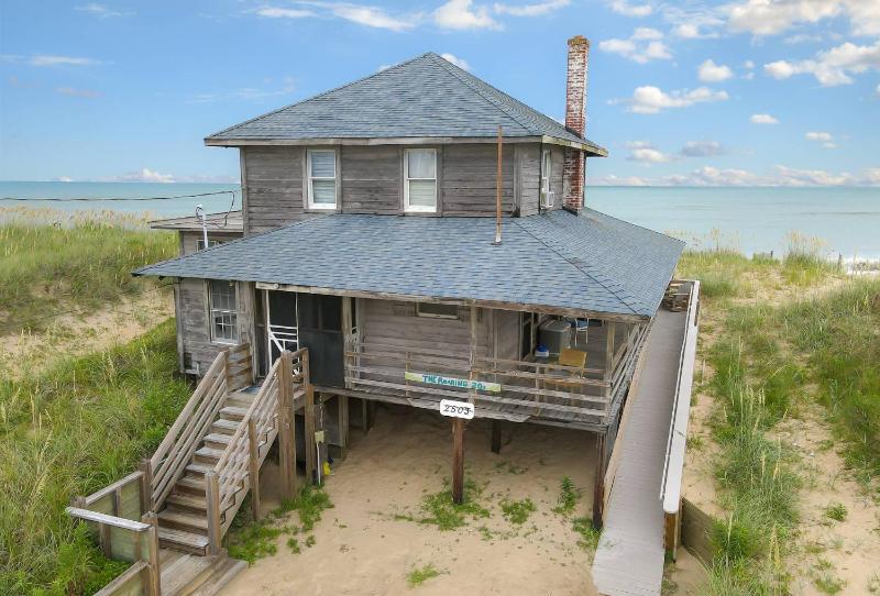 The Roaring 20's - KDH MP 6 Historic Oceanfront Cottage Sunrise Views Pets OK Flex Stays - image 10