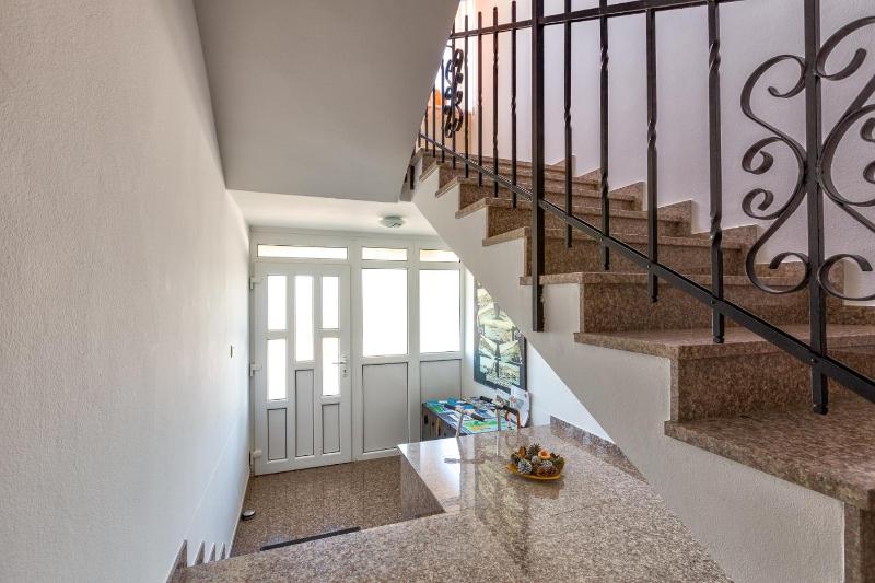 Apartments with a parking space Mali Losinj (Losinj) - 8026 - image 28