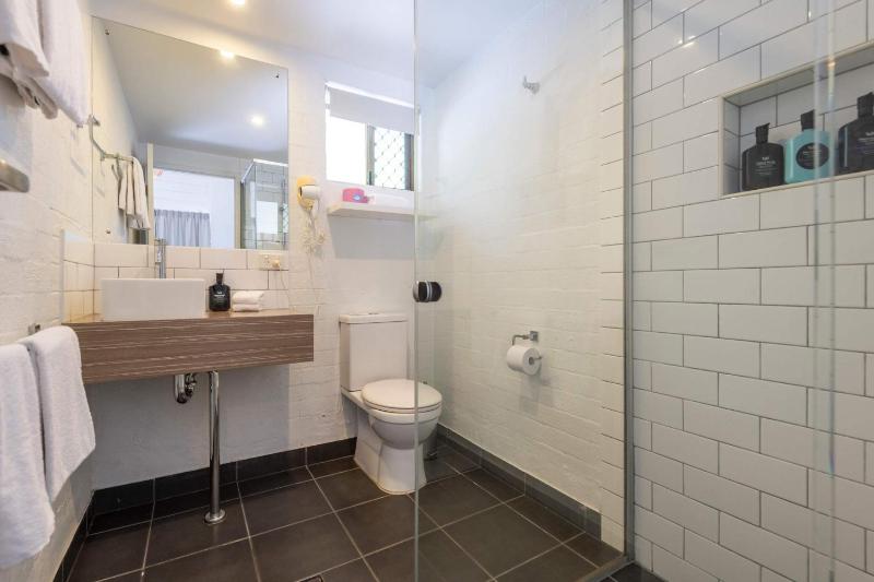 Bayshore Bungalow 7 - Oceanstays - image 10