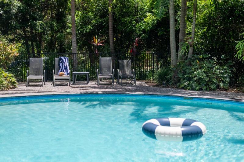 Bayshore Bungalow 3 - Oceanstays - image 1