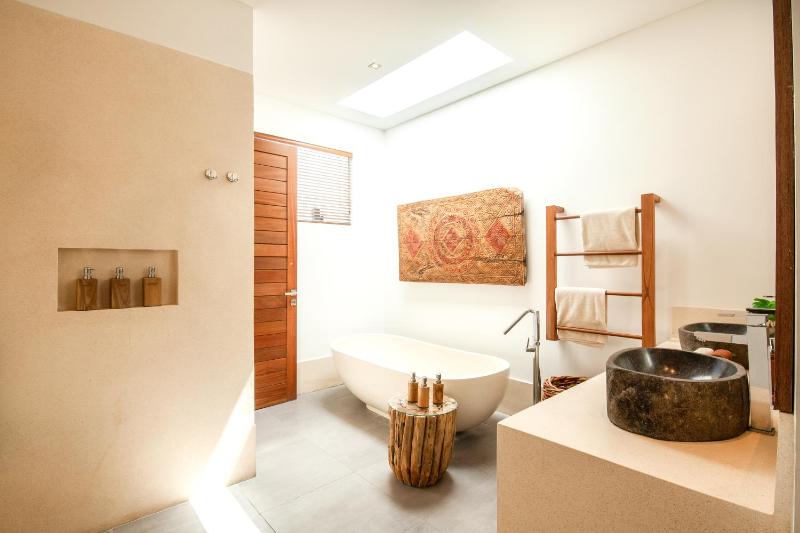 Exquisite 4BR Haven 5min Stroll to Beach Canggu - image 45