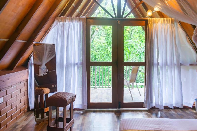 Green Forest Cabanas - Ella - image 12