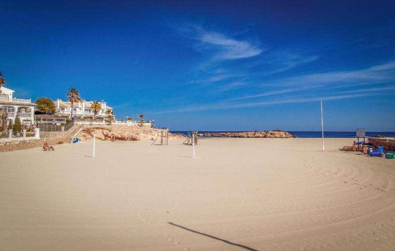 Nice Home In Orihuela Costa - image 13