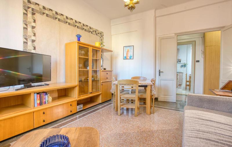 1 Bedroom Nice Apartment In Genova - image 11