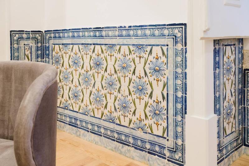 Heart of Lisbon Luxury Stay for 10 wAC - image 9