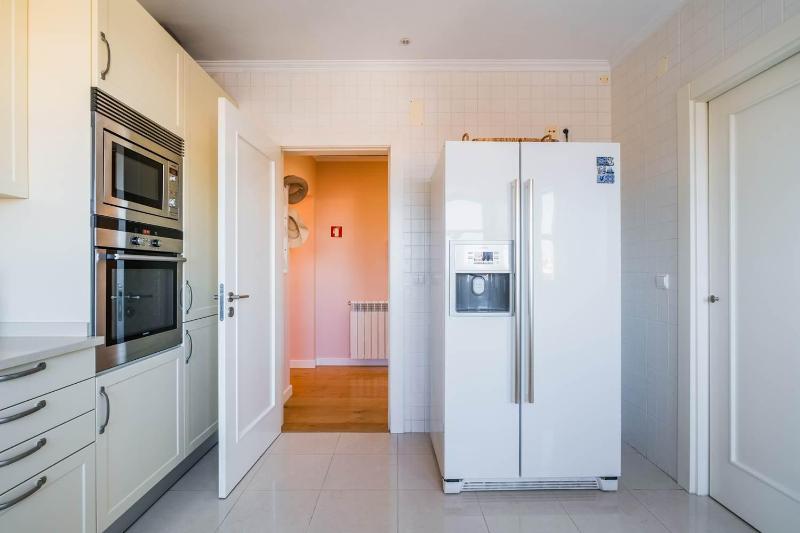 Saboia -Spacious Gorgeous Apartment - image 48