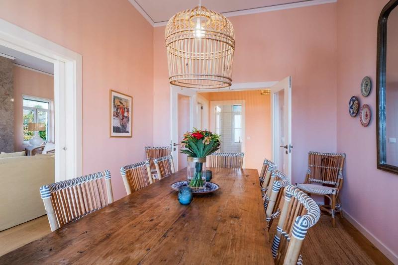 Saboia -Spacious Gorgeous Apartment - image 16