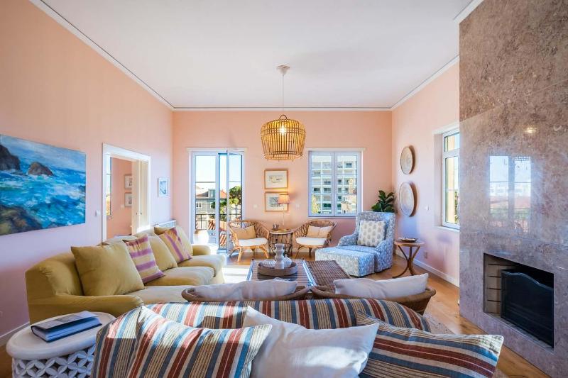 Saboia -Spacious Gorgeous Apartment - image 35