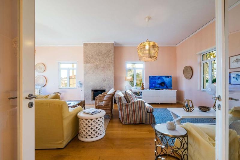 Saboia -Spacious Gorgeous Apartment - image 20