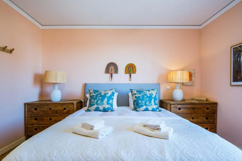 Saboia -Spacious Gorgeous Apartment - image 19