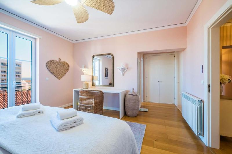 Saboia -Spacious Gorgeous Apartment - image 41