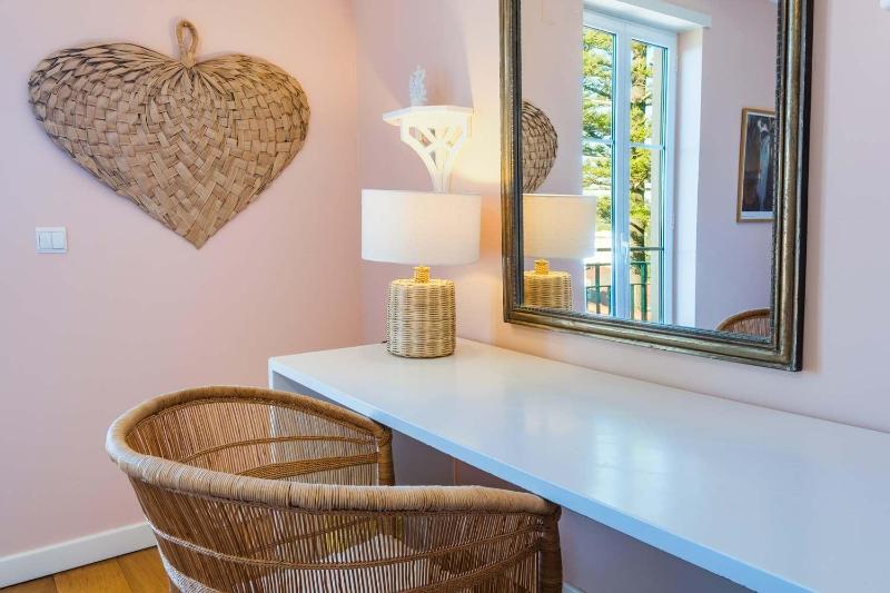Saboia -Spacious Gorgeous Apartment - image 6
