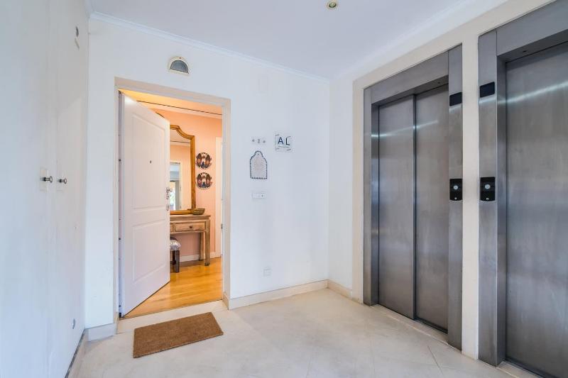 Saboia -Spacious Gorgeous Apartment - image 50