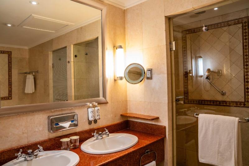 Polana Serena Hotel - image 3
