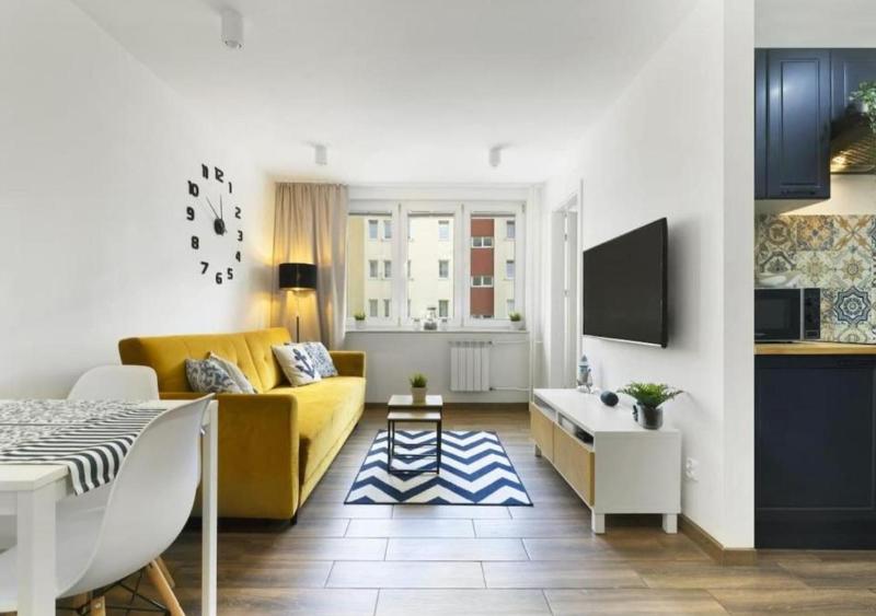 Cozy Beachside Falla by Elite Apartments - image 14