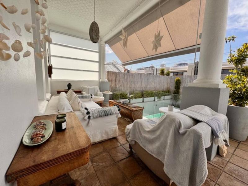 Charming Victorian Retreat - image 1