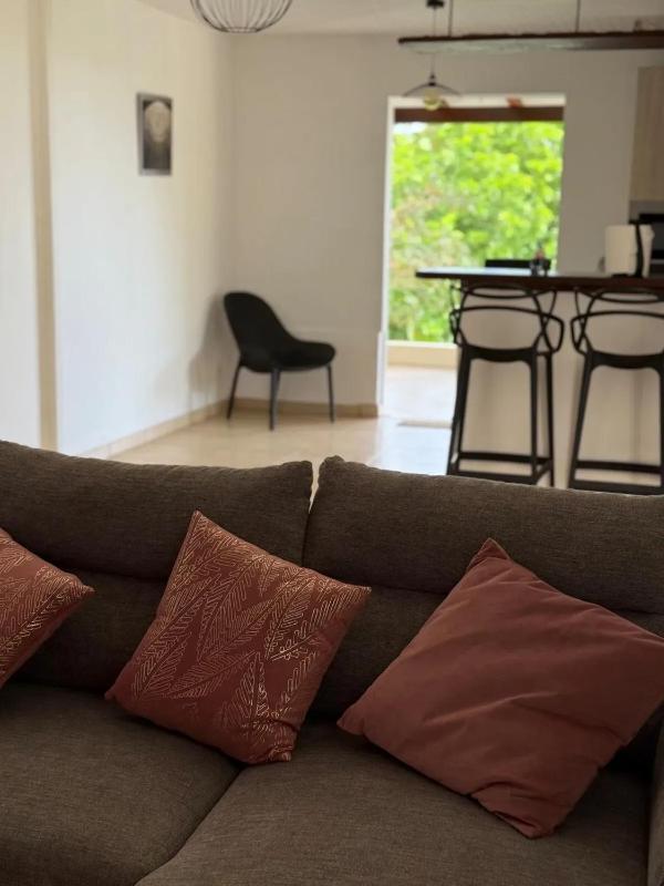Villa avec piscine privée à Rivière-Salée - 110 m² - image 15