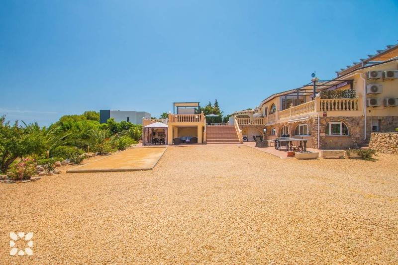 Villa Airlie by Abahana Villas - image 13