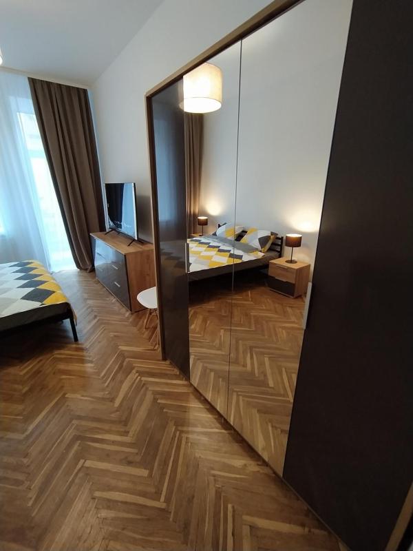 Lviv Apartments on Meretyna street - між вокзалом і центром - image 11