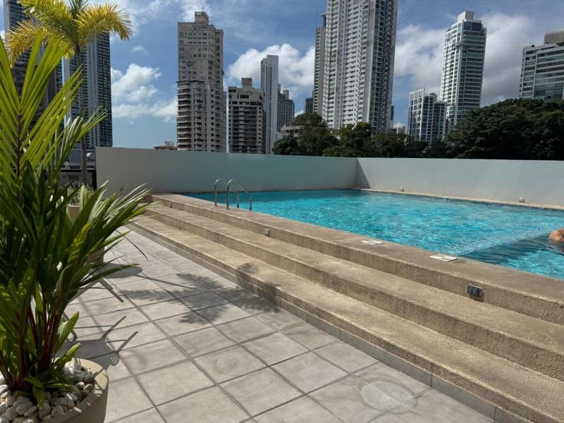 Comfortable apartment within walking distance of the coastal strip - image 13