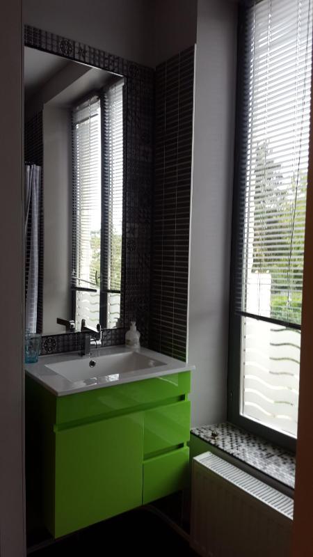Airport - Double Room with Private Bathroom image 4