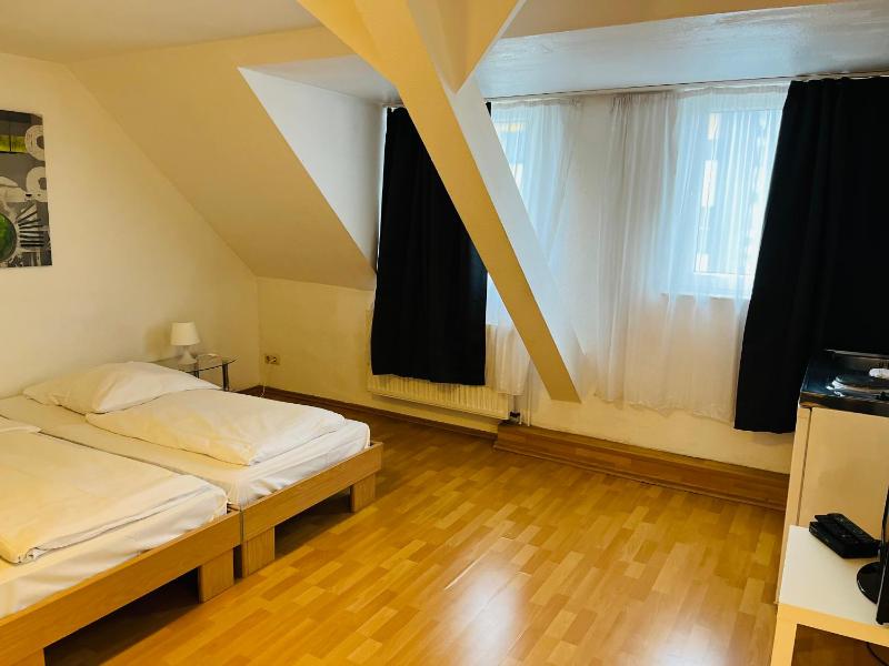 Hotel Westend - image 13