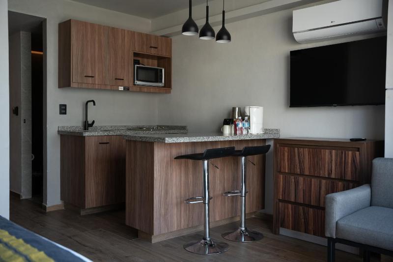 Hotel Block Suites - image 2
