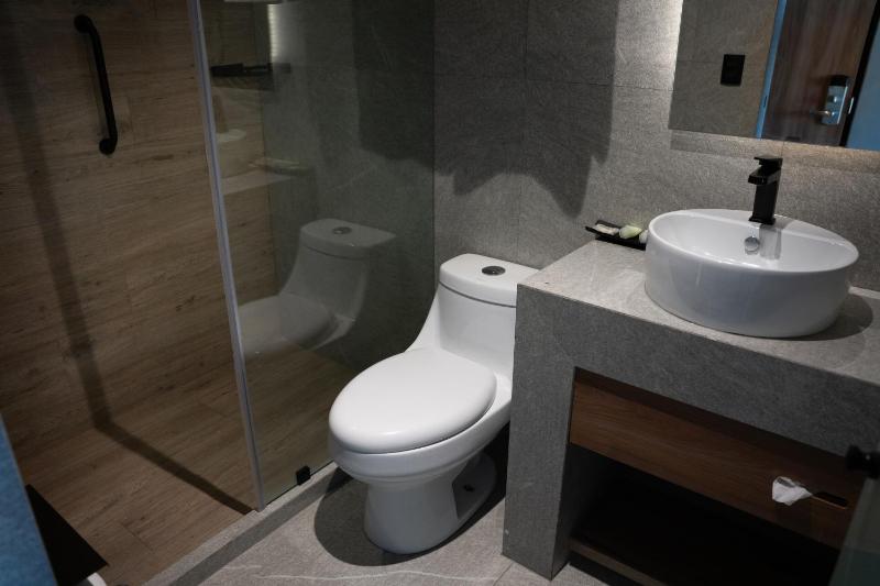 Hotel Block Suites - image 10