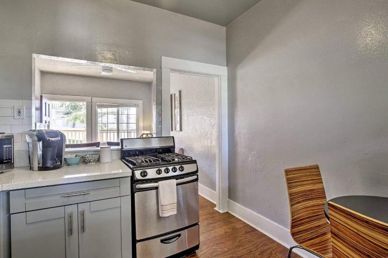 Little Italy Apt - image 7