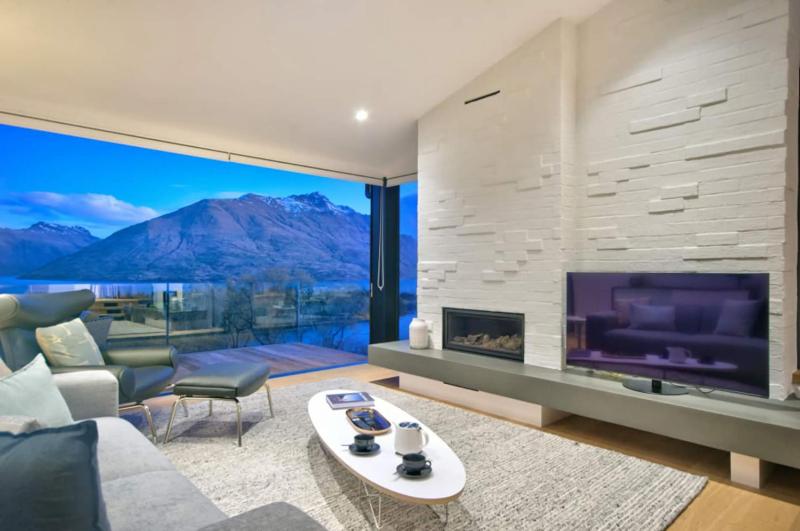 Tikoke Heights stunning views - image 11