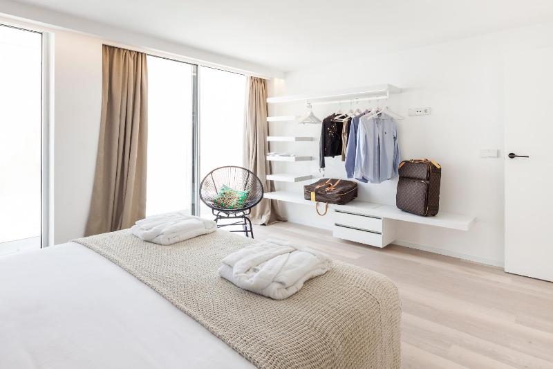 Two-Bedroom Apartment image 4