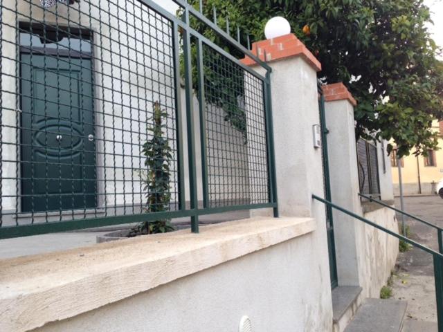 One-Bedroom House image 2