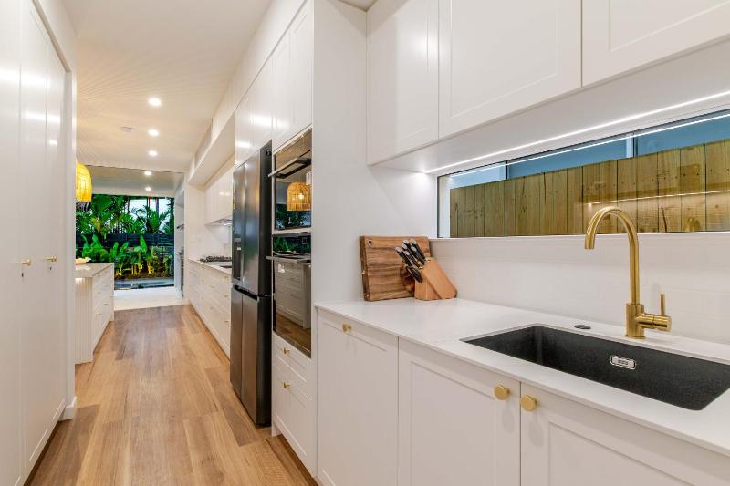 Baha Villa 89A - 4 Bedroom Luxury Home Close to Town - image 9