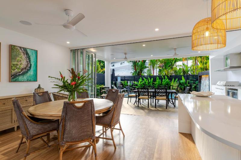 Baha Villa 89A - 4 Bedroom Luxury Home Close to Town - image 10