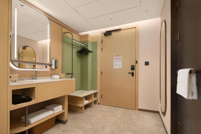 Hilton Garden Inn Shenzhen Pingshan Chaoshang Plaza - image 13