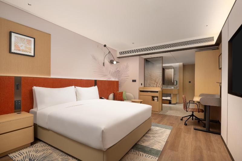 Hilton Garden Inn Shenzhen Pingshan Chaoshang Plaza - image 11